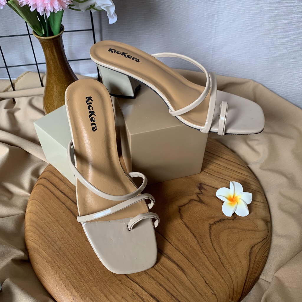 sandal tali cewek highheels terbaru Korea feminim hits viral modern trend terlaris AMANDA Block Heels Hak Tahu Chunky Wanita sandal high heels hak tahu -NEW ARIVALL terlaris COD Promo Bayar Di tempat High Heels Wanita Murah Hak 5cm tahu lilit Sepatu Wanit