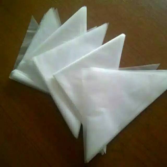 100 pcs piping bag/plastik segitiga