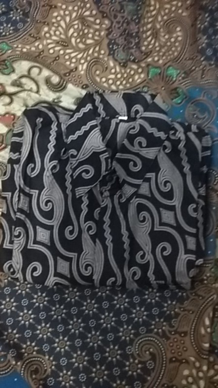 Batik Pria Lengan Panjang Batik Berkah Hrb026 Motif Keratonan Kode 002 Size M L Xl  Reguler.