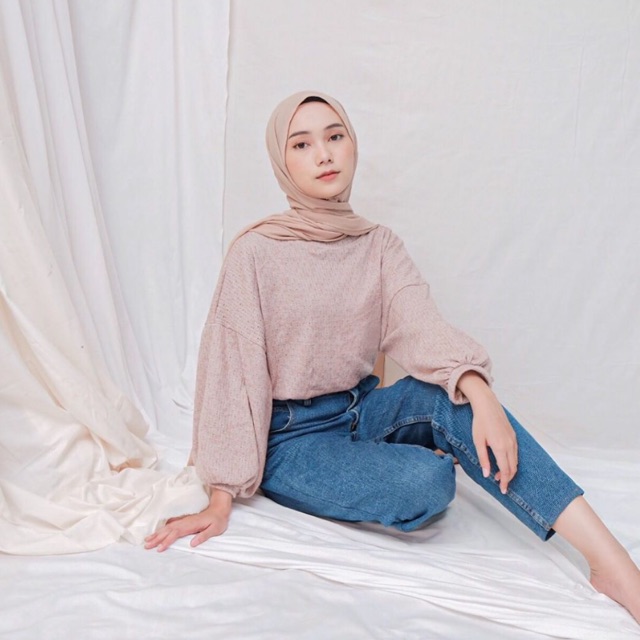 Aimee Sweater Sand by Edmee.outfit