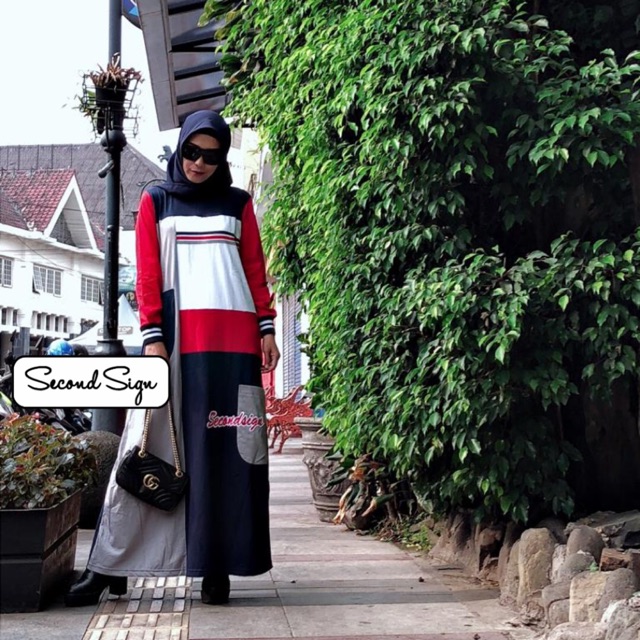 Second Sign || Dress Hilary