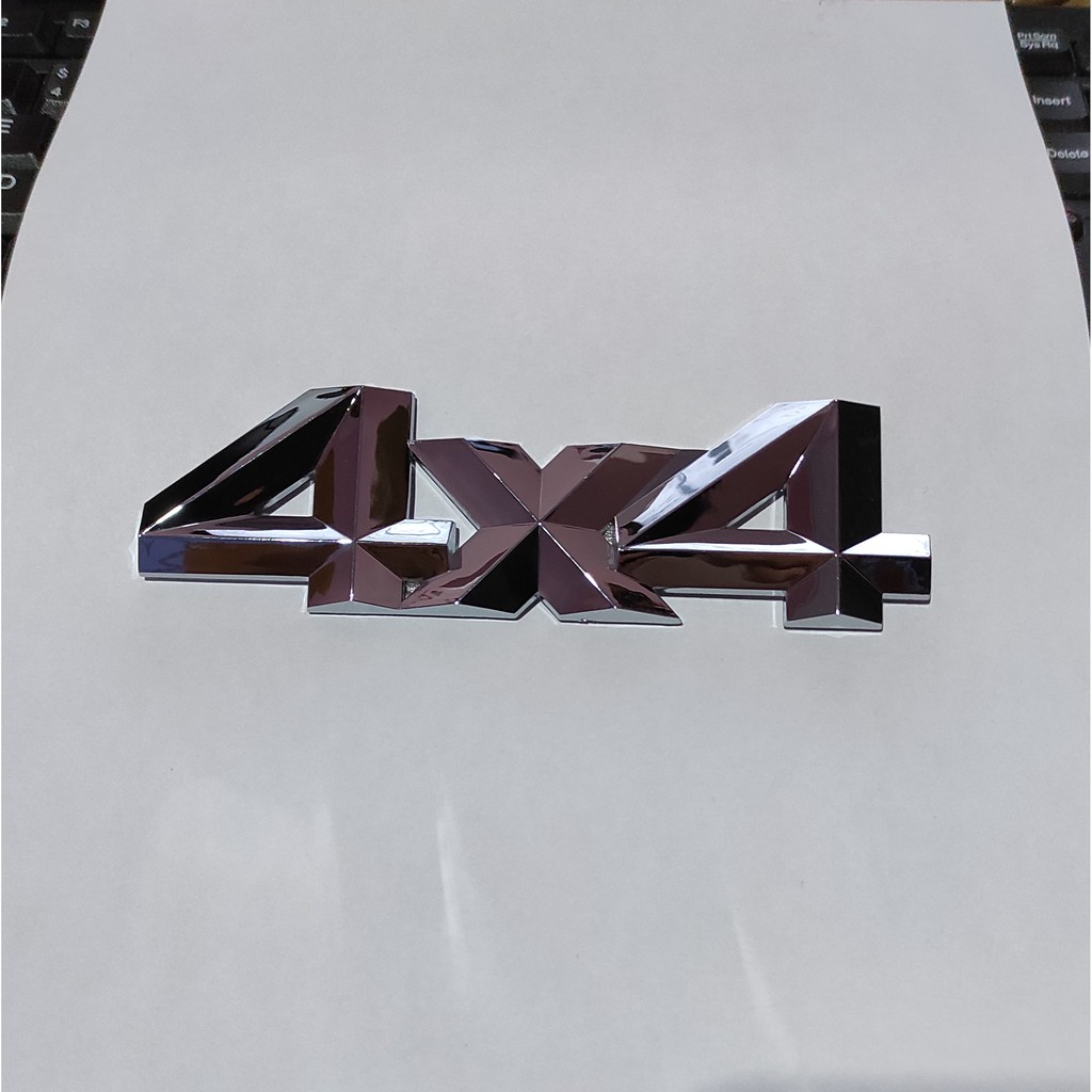 Emblem Mobil 4x4 Logo mobil 4x4 Chrome Tebal