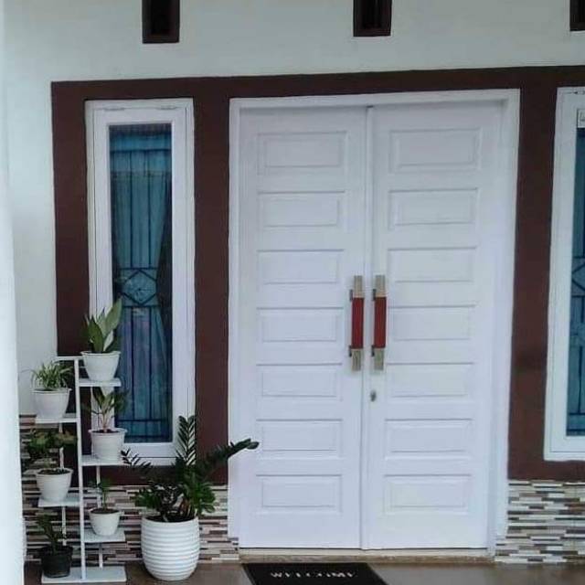 Paket Utama kamper 2pintu, 1kusen utama, 2jendela, 2kusen jendela