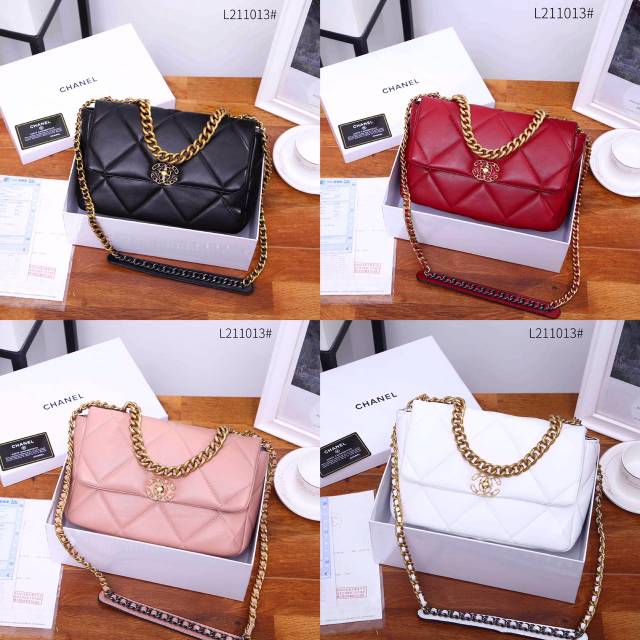 Chanel 19 Flap Bag Lambskin Leather L211013