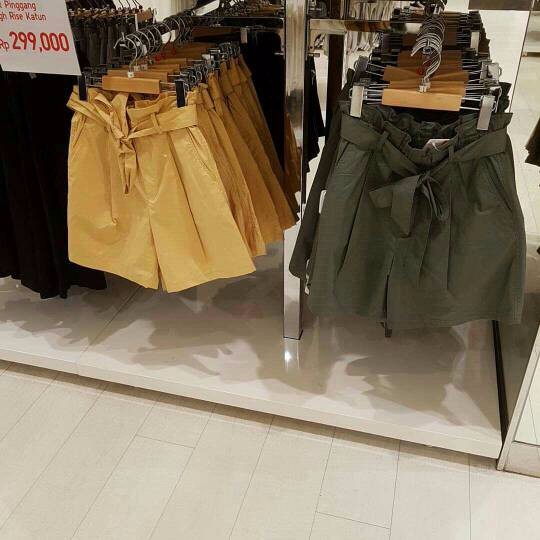 rok wanita rok uniqlo original