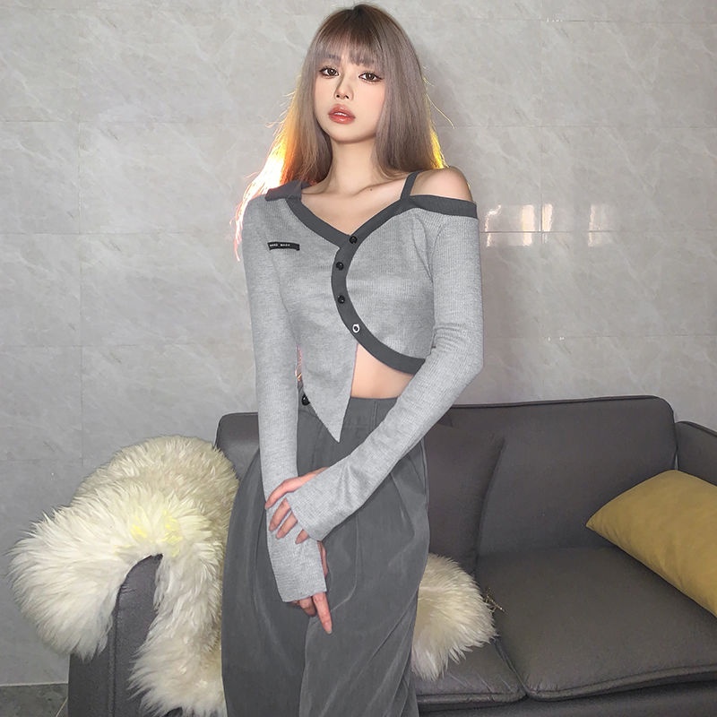 Minority designer retro grey slanted shoulder T-shirt dengan desain tidak beraturan rasa off-shoulde