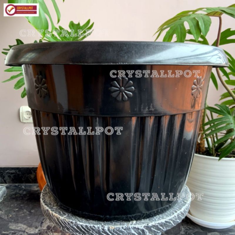 Pot bunga tanaman plastik hitam Grace 40cm kuping - Grace 40 kuping