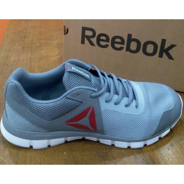 Terjual obral sepatu lari reebok run supreme green 