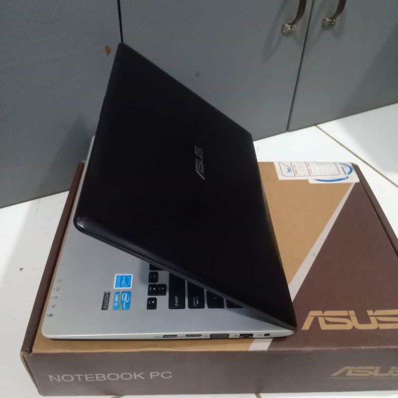 Laptop Asus K55VM Intel Core i5-3210M Ram 4Gb/HDD 320Gb Dualvga Nvdia geforce GT630M 2Gb