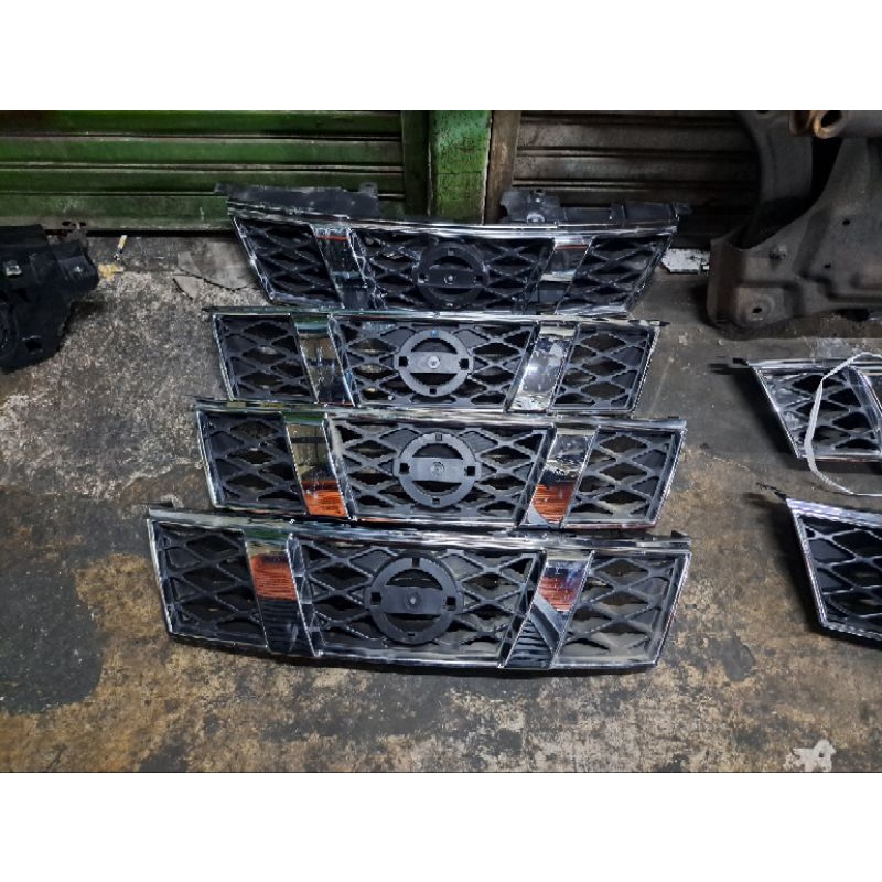grill grile nissan xtrail t31 Xtrail T31