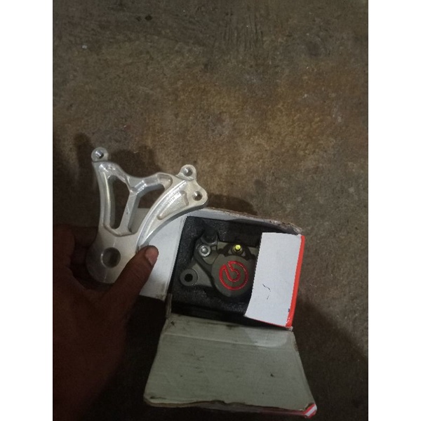 kaliper brembo 2p pnp ninja satria fu belakang