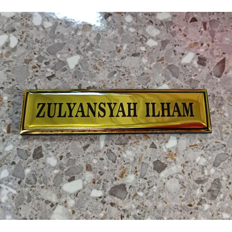 Name Tag Papan Nama Warna Gold Emas Mengkilat - Peniti - Magnet #Name Tag Indonesia