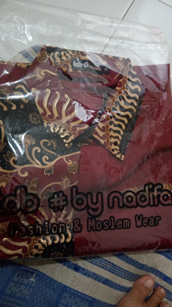 Terbaru Gamis Lebaran Couple Pasangan Batik Baloteli Dress Wanita Couple Mewah Motif Batik Premium