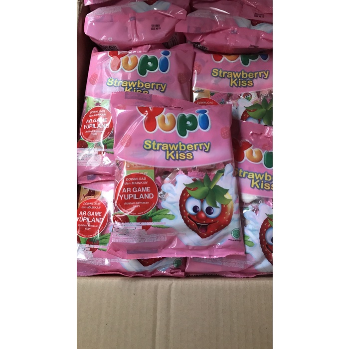 

Permen Yupi Strawberry Kiss 1 Bungkus 120g 120gr Merah Pink Stroberi