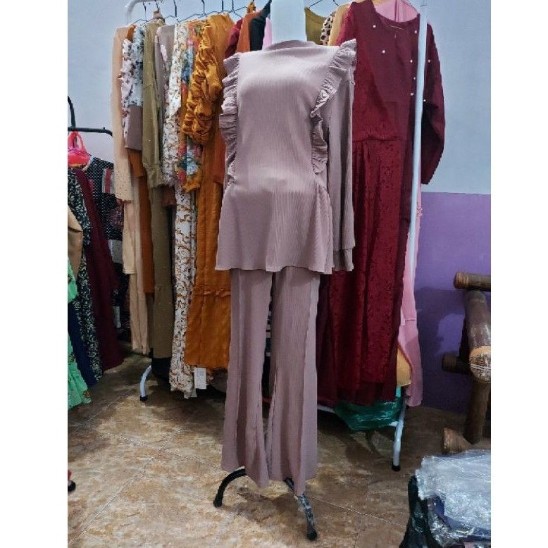 Setelan Celana Rajut By Uniqlo