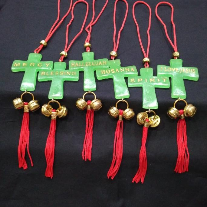 BISA COD Gantungan Salib fosfor untuk mobil /glow in the dark