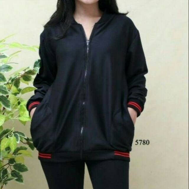 20-JUMBO SCUBA BOMBER HITAM
