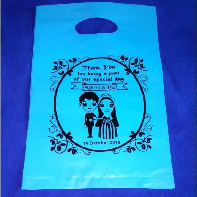 

Sablon Plastik Plong Olshop ukuran Medium 20x30 dua warna 1 sisi