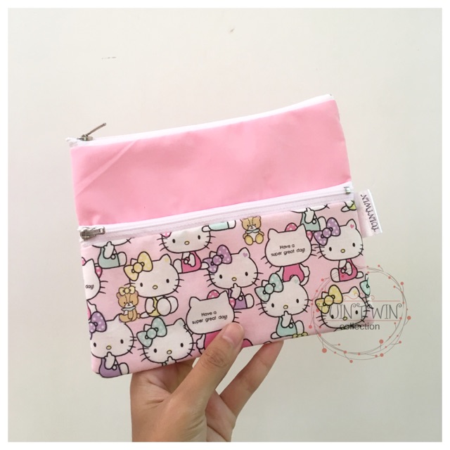 

Pencilcase Saku Pink - Hello Kitty Tempat Pensil Saku Resleting