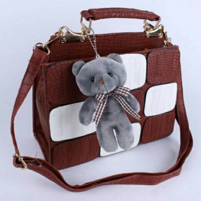 

A label sale tas import