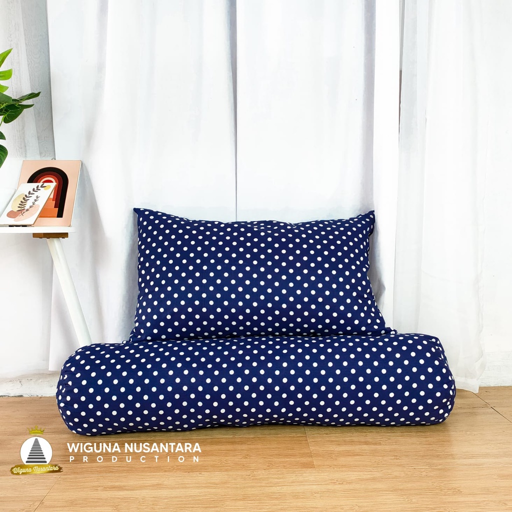 Satu Set Bantal dan Guling POLKADOT