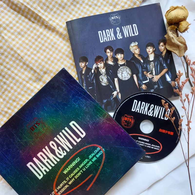 BTS - Dark & Wild Unsealed Album
