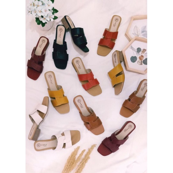 Sandal Wanita Heels Kulit Asli
