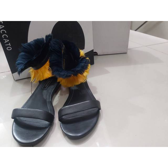 Sandal flat staccato