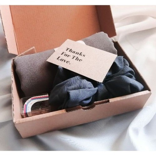 

hampers hijab gift box/kado ulang tahun/bella square