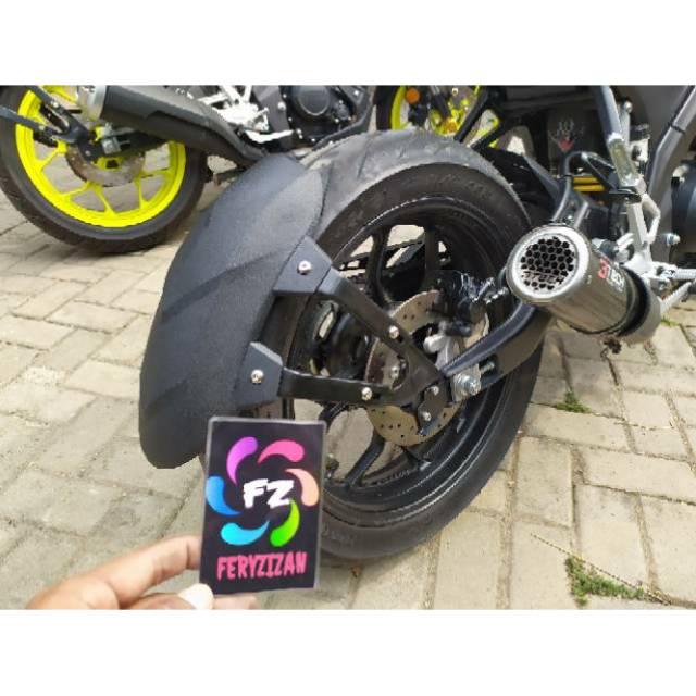 MUDGUARD YAMAHA MT15
