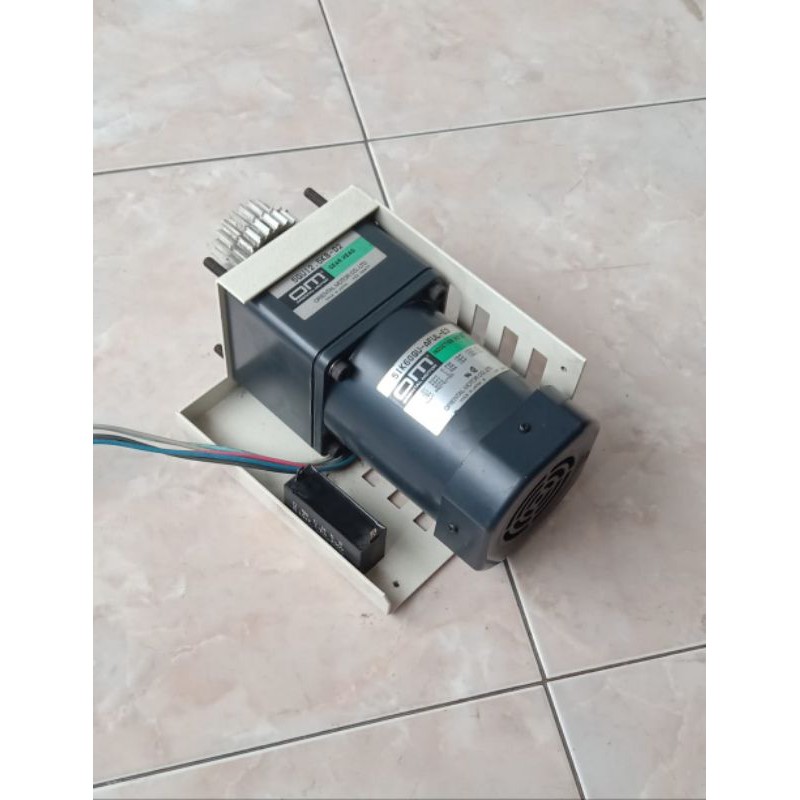 Oriental Motor Gearbox Ac 100-115V Ac 60W Ratio 1:12.5 barang mulus