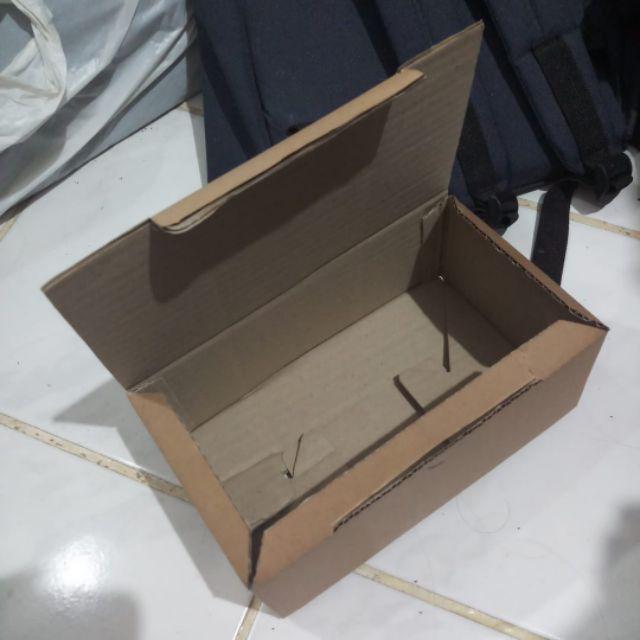Box Kotak Samson Coklat Corrugated Tebal Bisa Untuk Hampers, Kotak Sepatu Dll