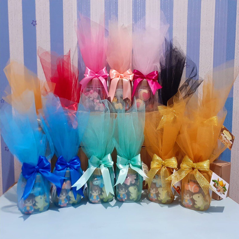 

Hampers kue cokelat lebaran
