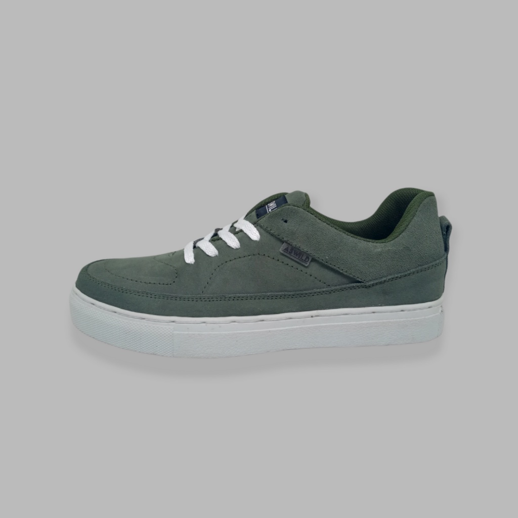 ASWILD Store - Sepatu Sneakers Low Cut Pria / Sepatu Skate - Putih Krem Army Type Gōkana