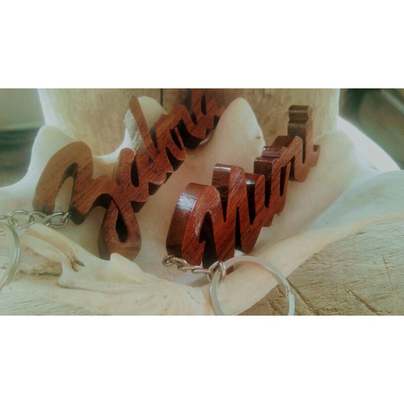 souvenir pernikahan gantungan kunci kayu jati