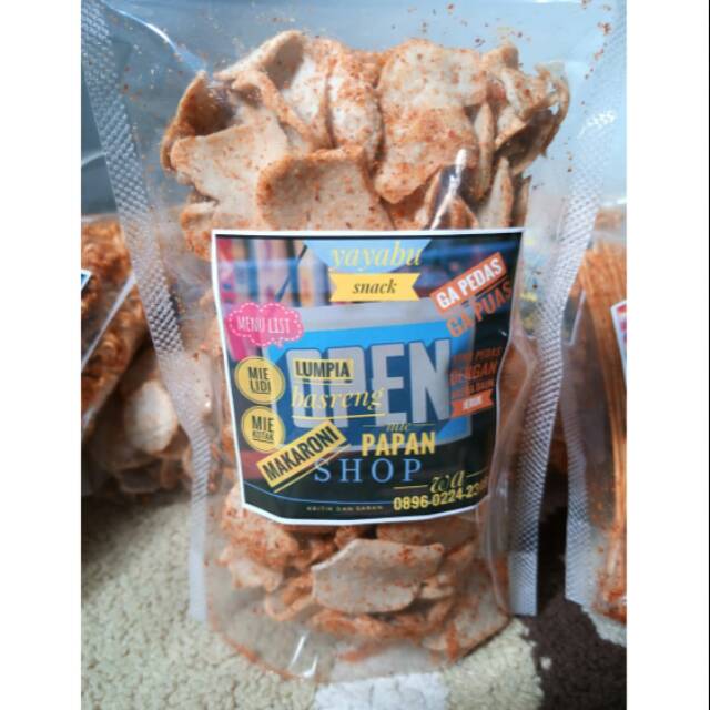 

Basreng pedas dengan aroma daun jeruk .