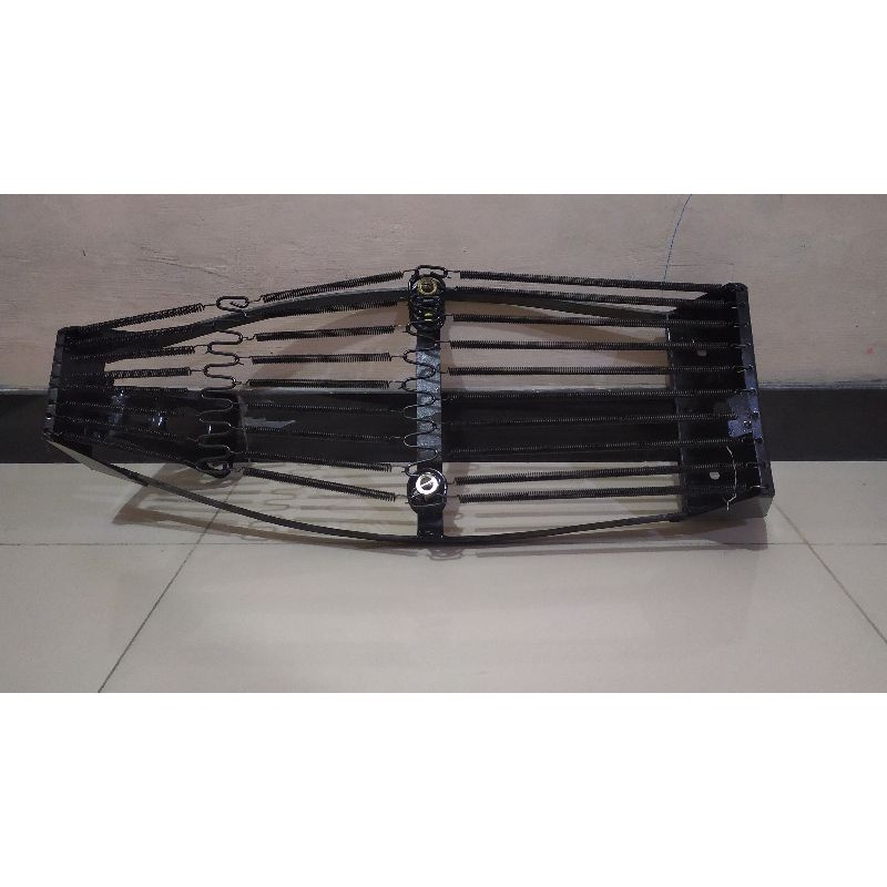 jok vespa excel (rangka pake kunci newpx) include braket apollo,(dikirim sesuai foto)