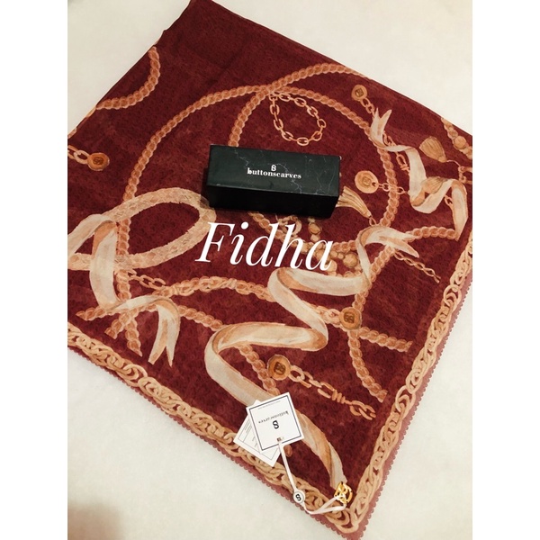 chain series buttonscarves - Ruby as is