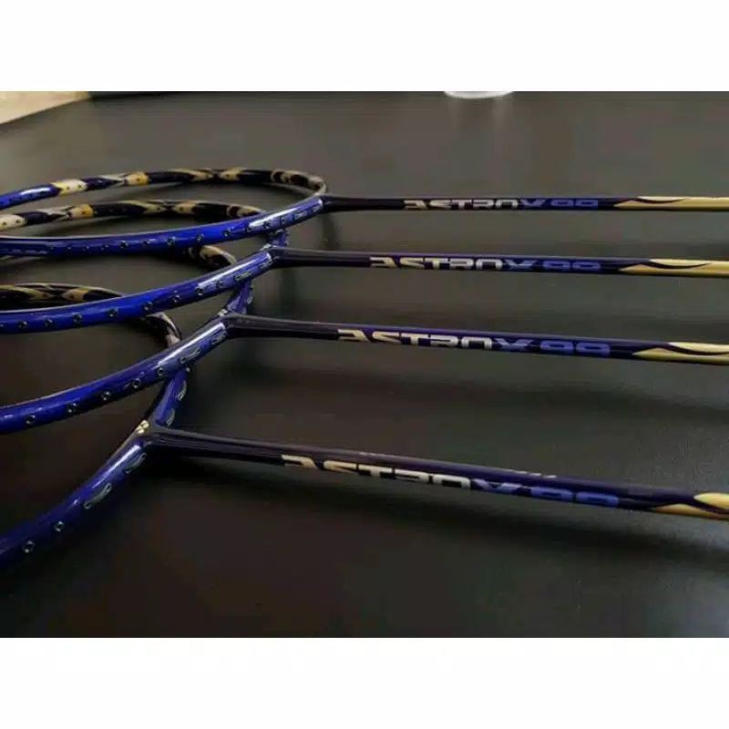 Raket badminton Astrox 99 new color