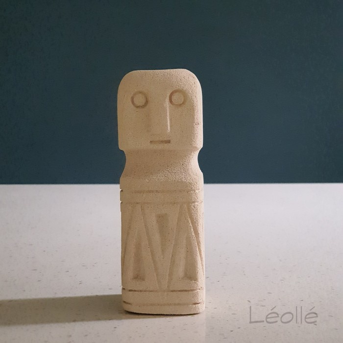 Leolle Tempat Lilin batangan Unik Patung Batu Ukir Primitif Tribal