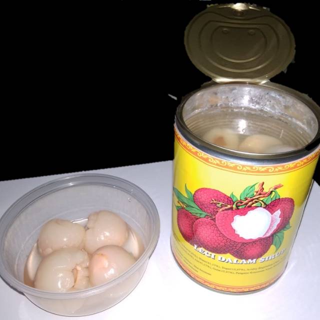 

BUAH KALENG LECI / LYCHEE