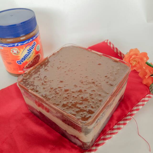 

OVOMALTINE DESSERT BOX