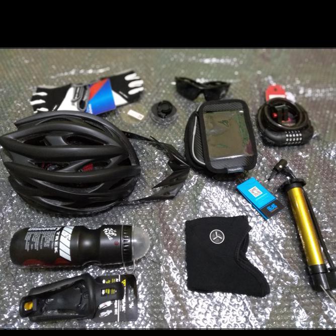 W33R Paket Lengkap Helm Sepeda Eps Pvc Shell Bonus Lampu Depan/Belakang - Hitam Rmsl