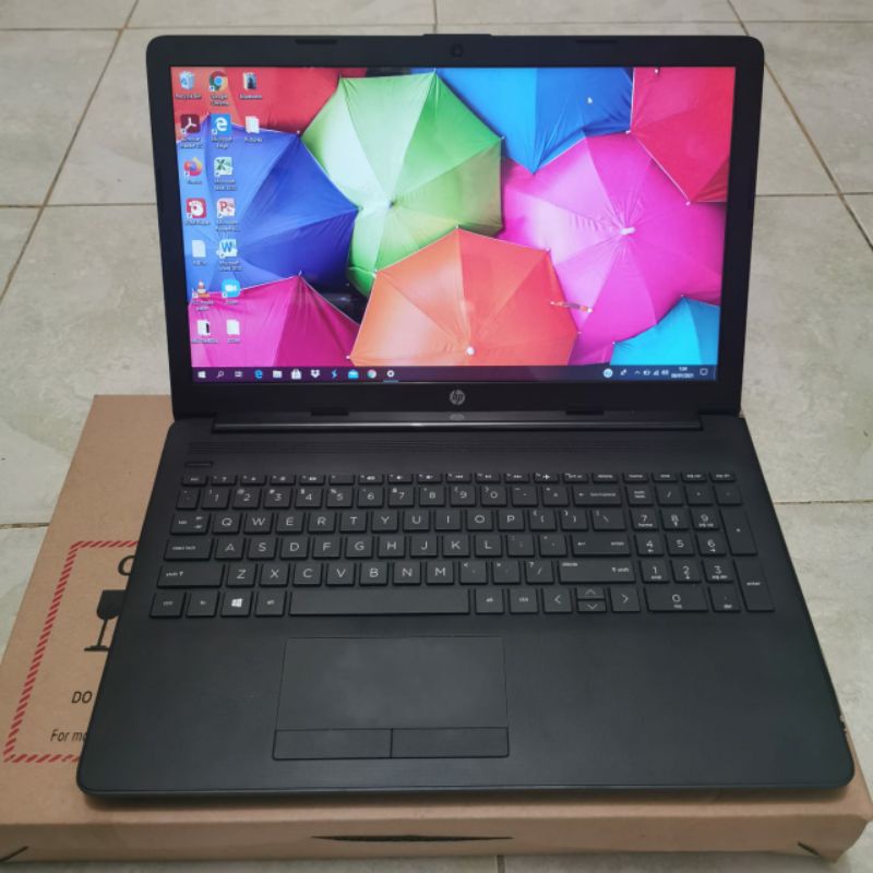 Laptop  HP 15-bd0005AU 15 inc Amd E2-9000e Gen 7 Amd Radeon R2 graphic Ram 4GB HDD 500GB Windows 10