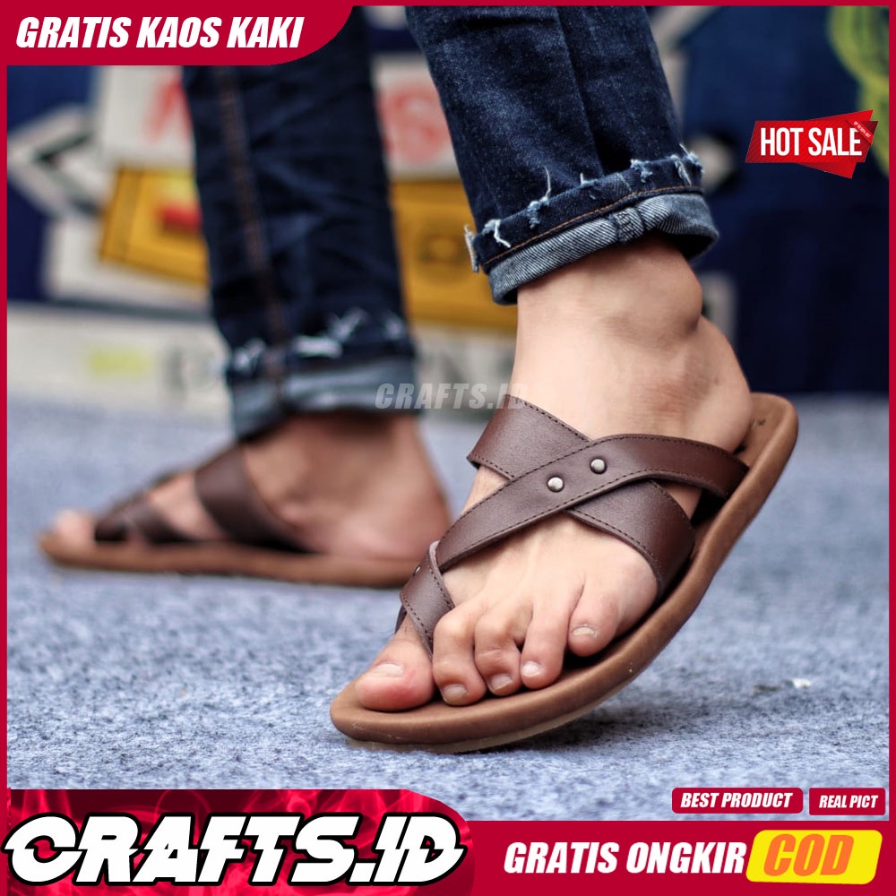 CRAFTS WIROS SANDAL KULIT PRIA BLACK BROWN SENDAL CASUAL JEPIT PRIA