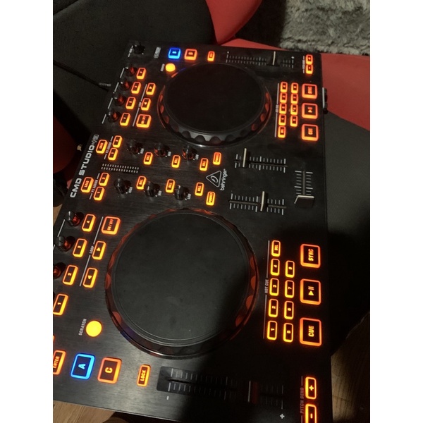 Berhinger Cmd Studio 4a