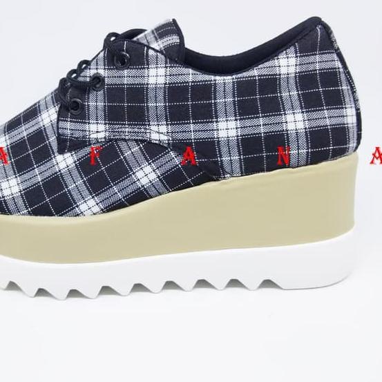 ❊ Sepatu Boots Wanita Carla SBO341 Model Kain Flanel Tinggi 6cm- 38 O0C0 ♜