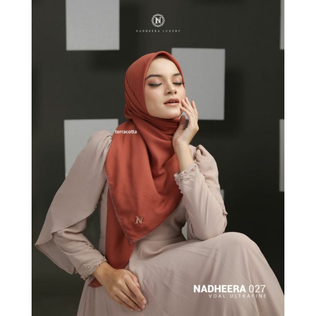 Jilbab Segi Empat Nadheera 027