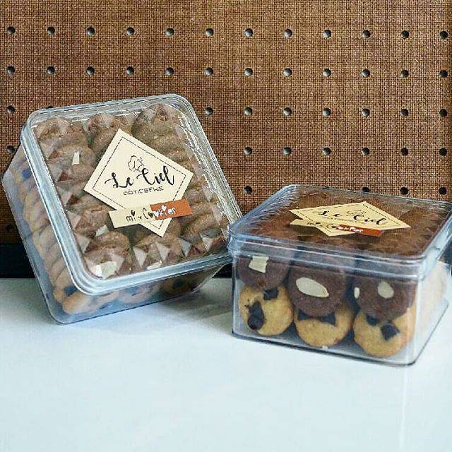 

Cookie Box