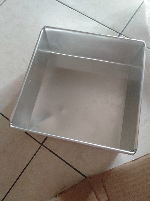 Loyang Kue Persegi Uk. 14 - 26 Tinggi 7cm
